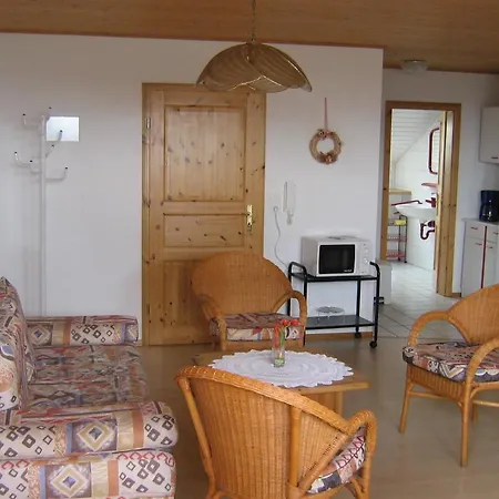 Ferienwohnung Frisch Apartment