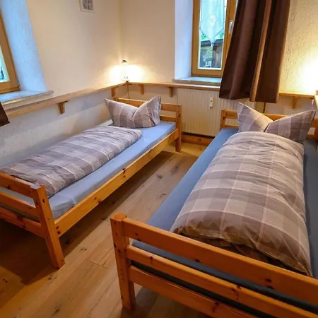 Frisch Apartment *